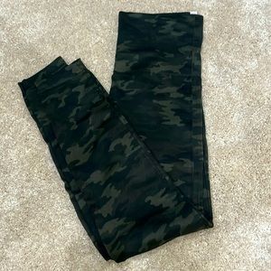 New!  Never worn Spanx leggings.  Large.  Green Camo